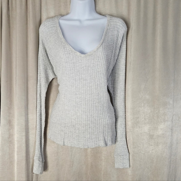 Velvet dove gray metallic sparkle V-neck thermal top Womens XSmall - Picture 2 of 7